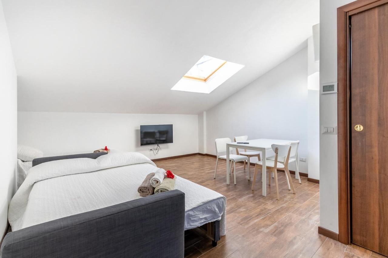 Alessia's Flat - Affori Milaan